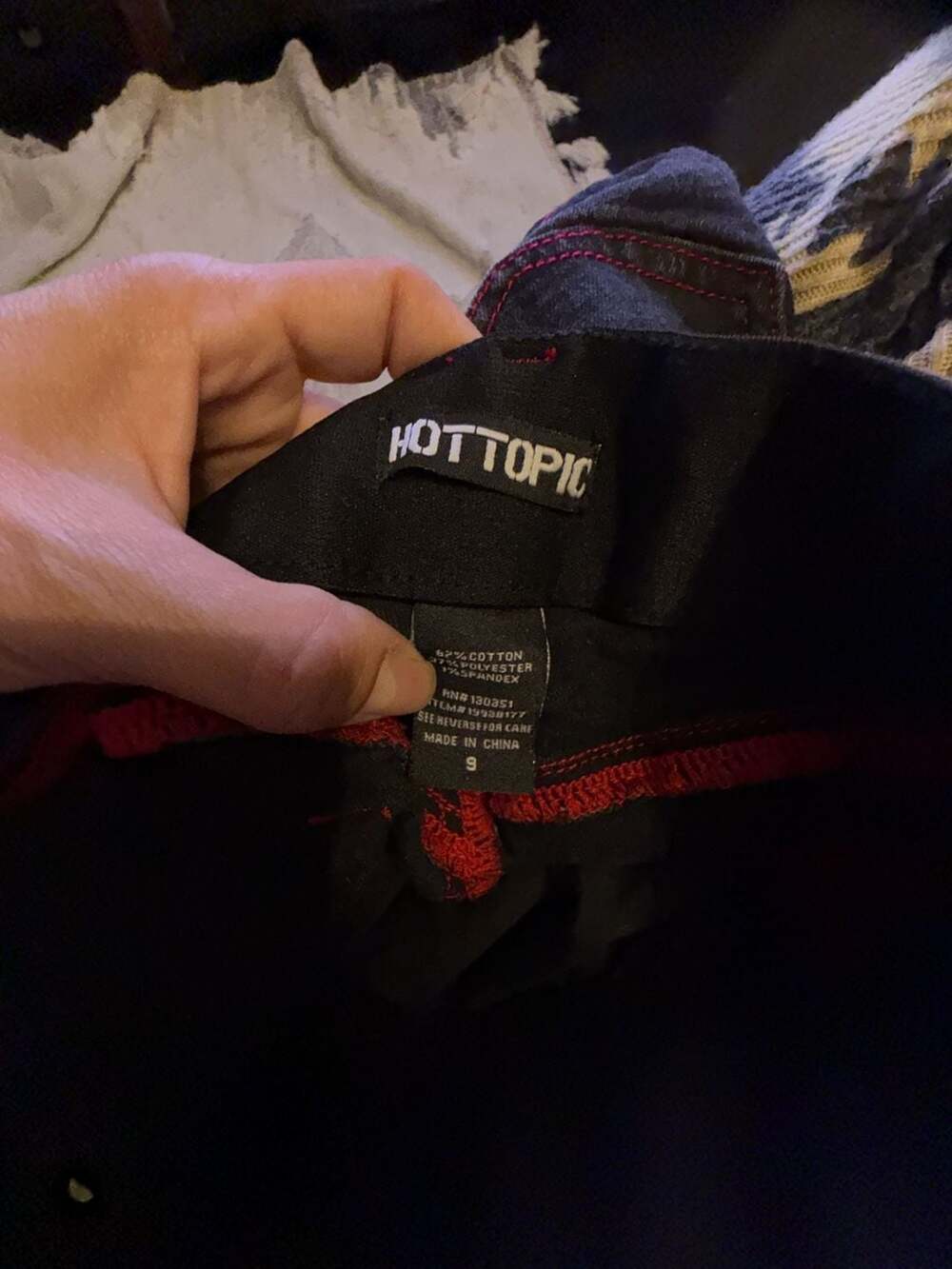 Hot Topic - Picture 4 of 4